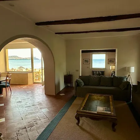 Villa Casa Grande, Historic By The Sea, In The Sea *